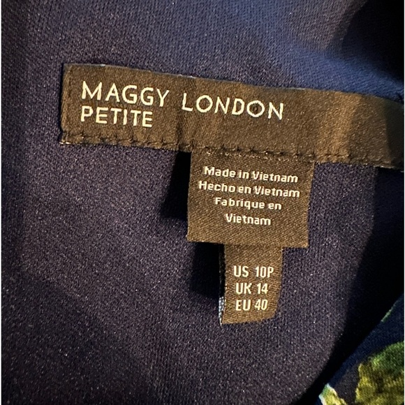 Maggy London Navy floral dress petite size 10P - Picture 10 of 12